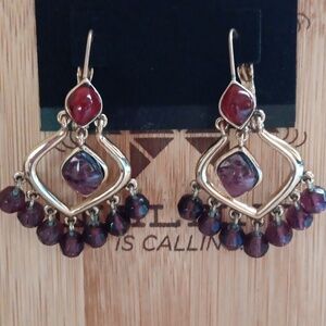 Vintage Liz Claiborne Gold Tone Ref Plum Dangle Earrings
